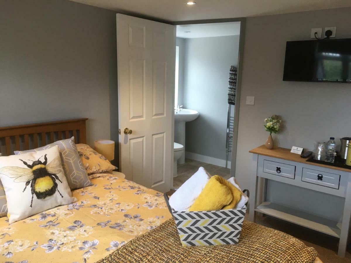 Lodbourne House B&B Gillingham  Bagian luar foto